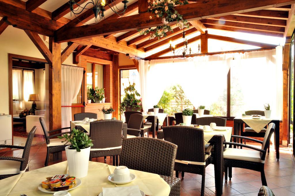 Hotel Ferro Di Cavallo Павуло нел Фриняно Екстериор снимка