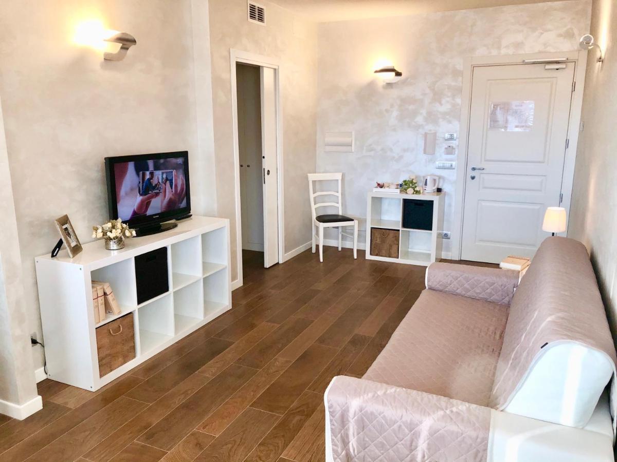 Hotel Ferro Di Cavallo Павуло нел Фриняно Екстериор снимка