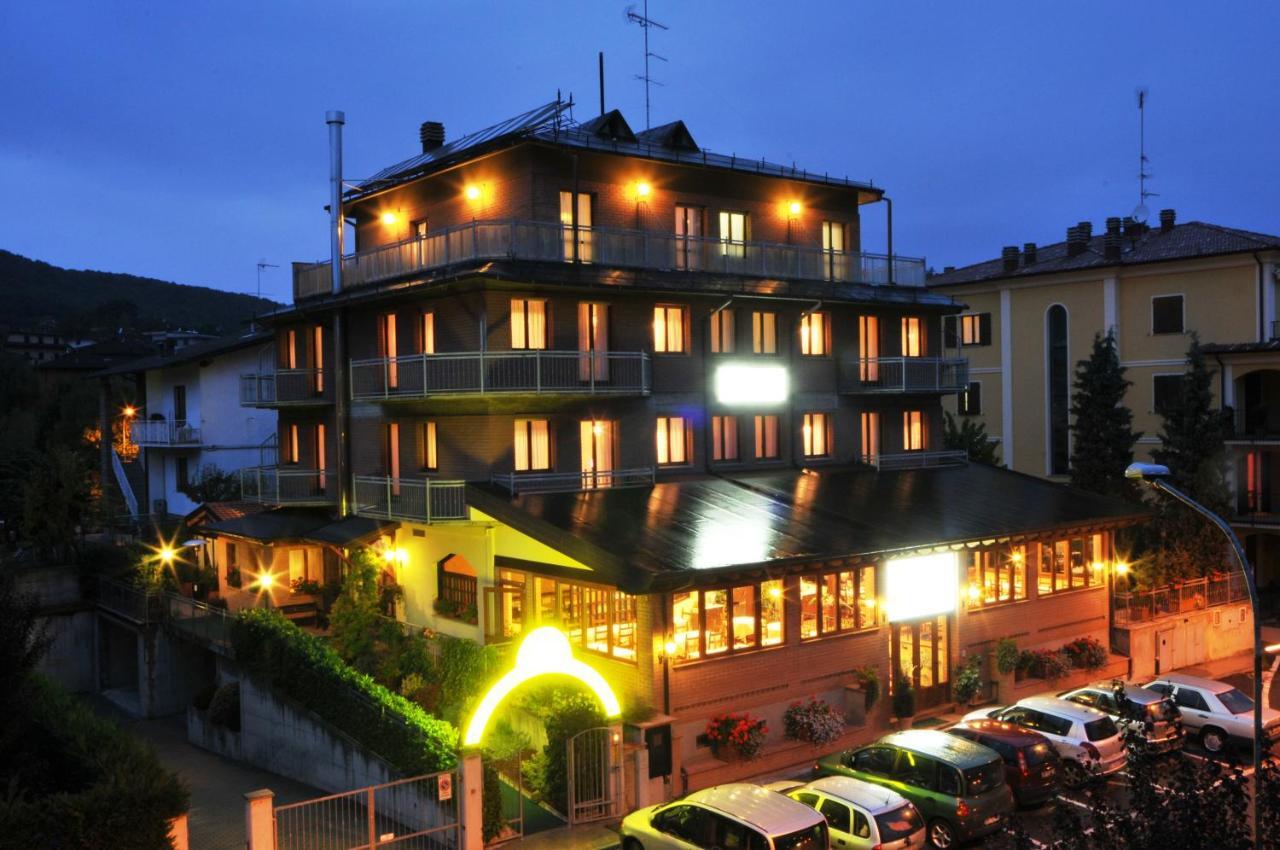 Hotel Ferro Di Cavallo Павуло нел Фриняно Екстериор снимка
